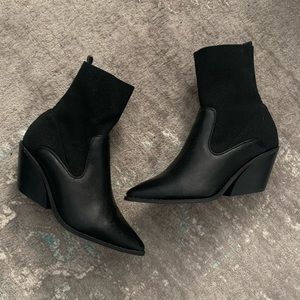 Half sock pointed toe booties